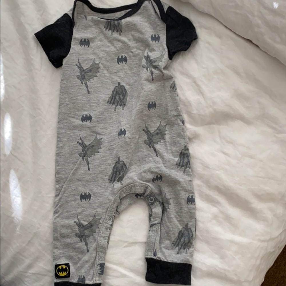 Batman Onsie - Picture 2 of 2